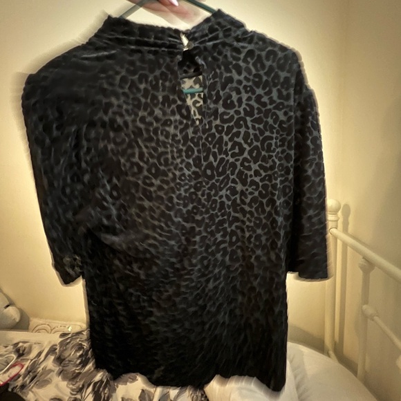 Forever 21 Black see through leopard top - Picture 2 of 3